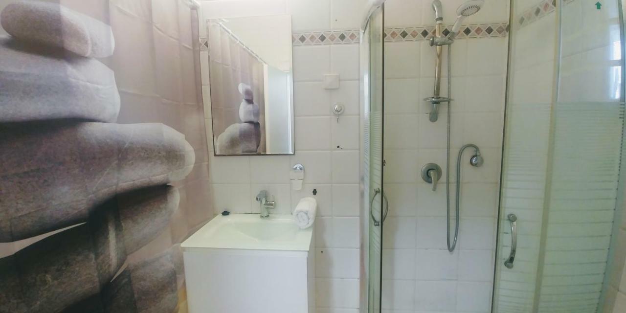 Dizengoff Penthouse Boutique Hostel Tel Aviv Exteriör bild