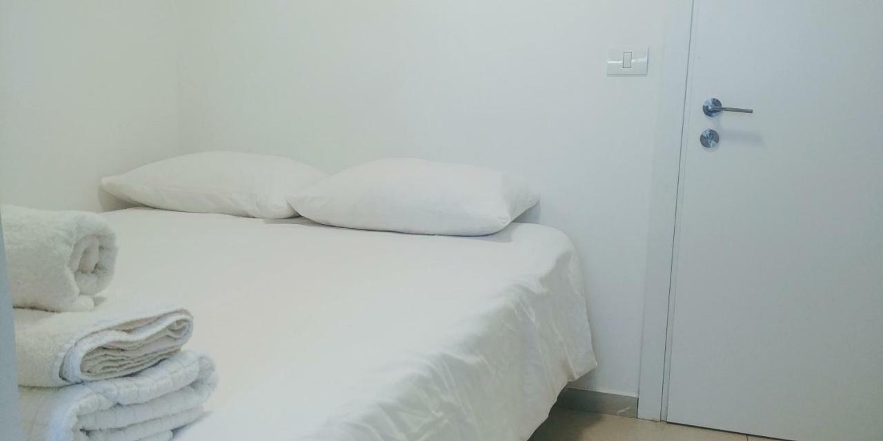 Dizengoff Penthouse Boutique Hostel Tel Aviv Rum bild